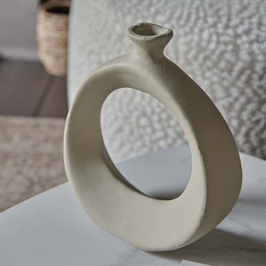 Textured Cut Out Curvy Vase - Cream