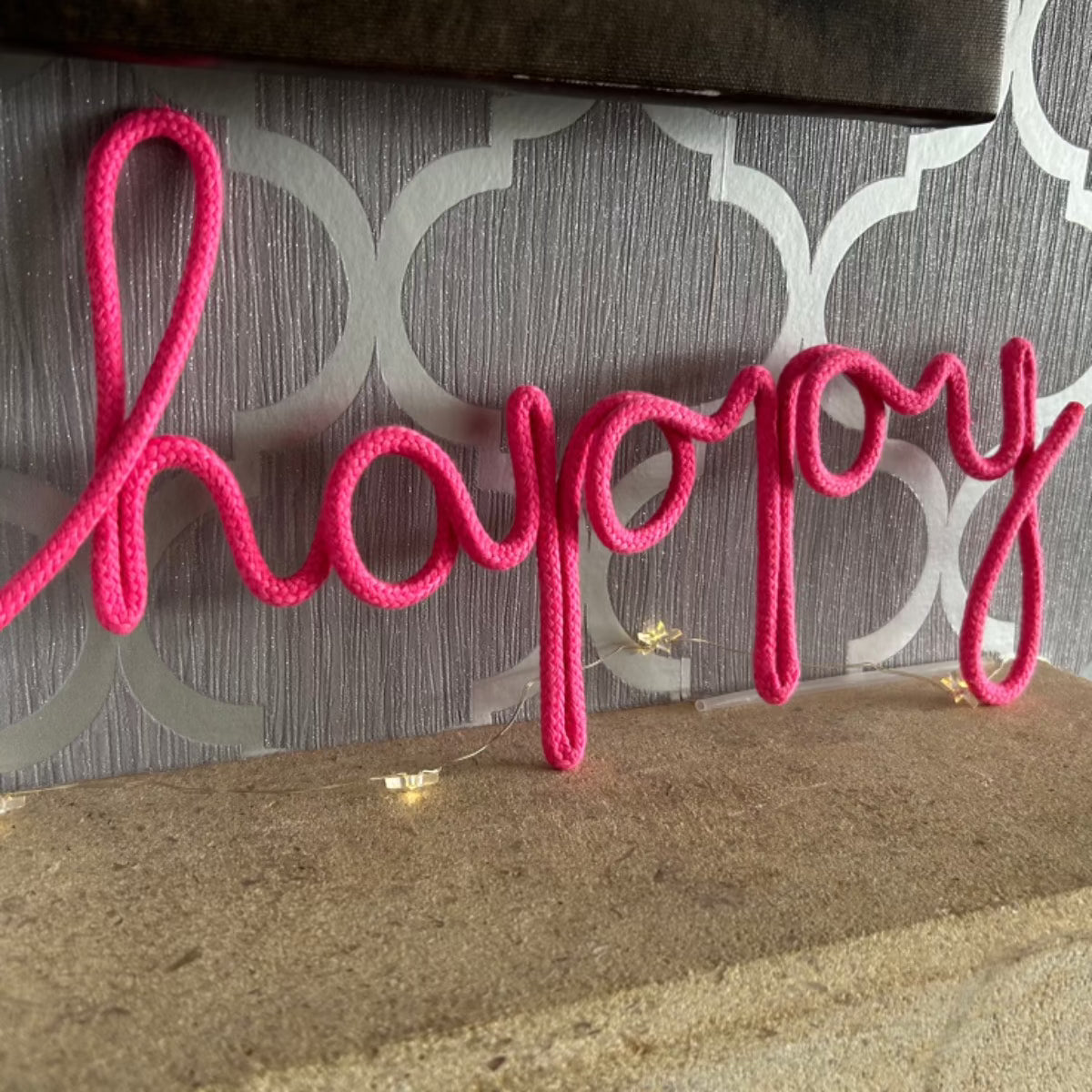 Happy Rope Word Sign - Fuchsia