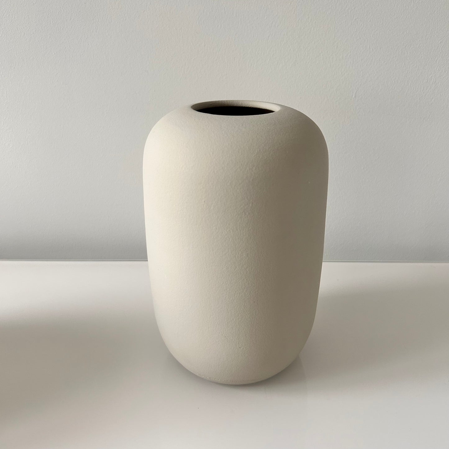 Medium Handmade Ceramic Vase - Grey